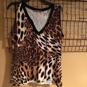 Leopard print top by belldini